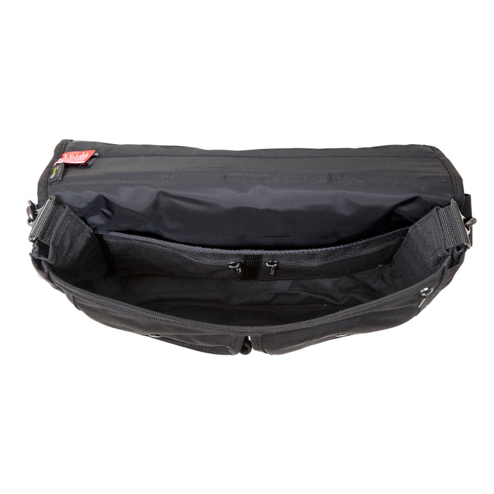 Manhattan Portage The Wallstreeter with Back Zipper