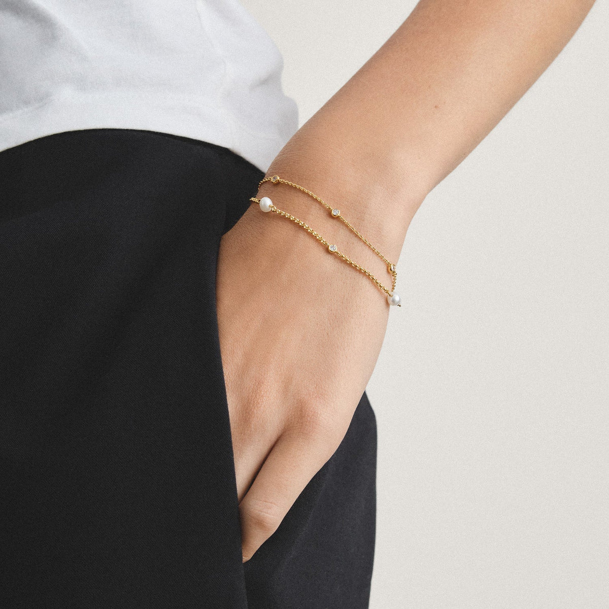 Thomas Sabo Bracelet with pearls and zirconia TA1989MY