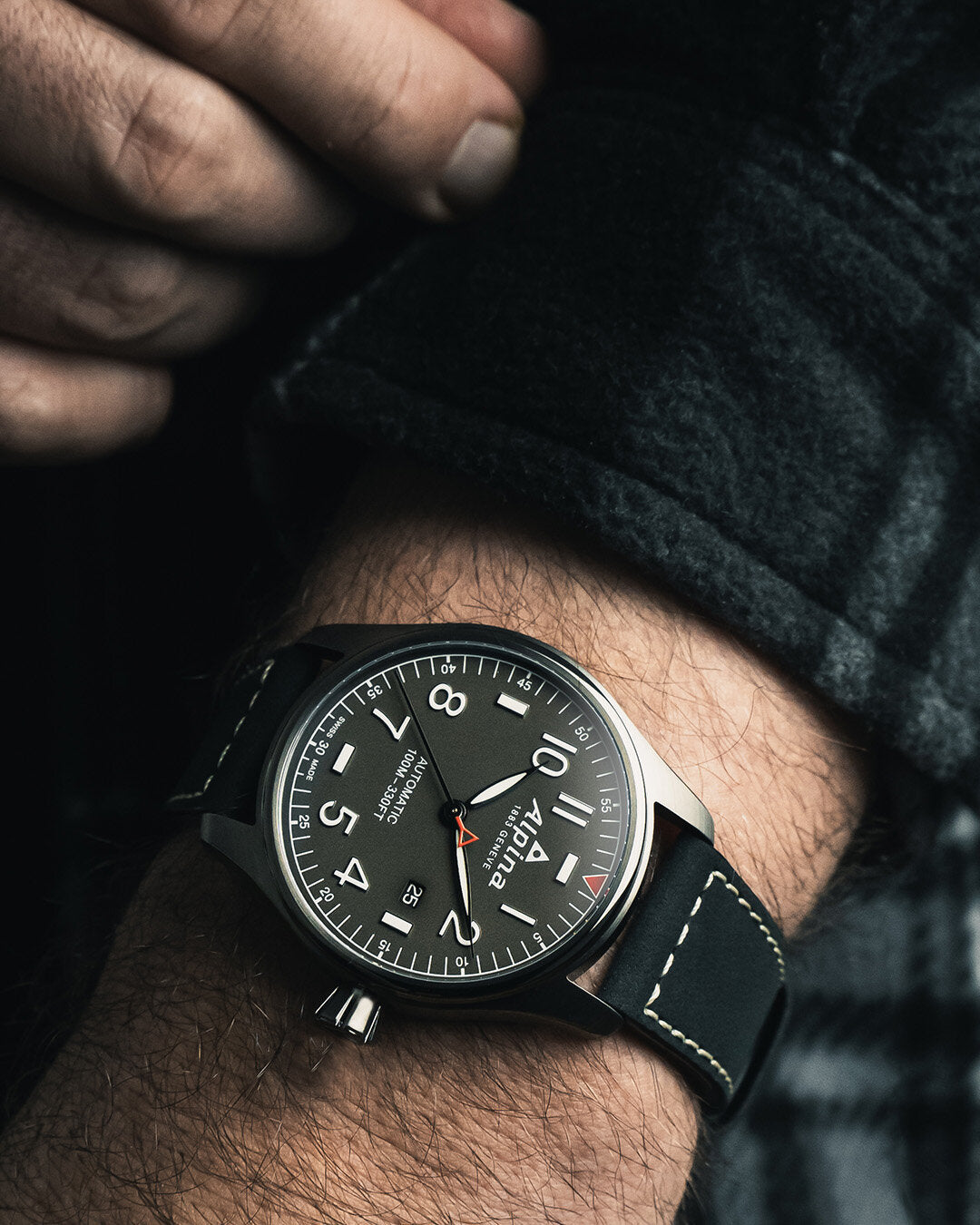 Alpina AL-525G4TS6 watch view 5