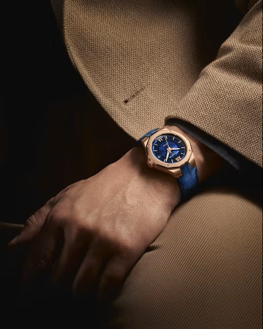 Baume Mercier Riviera 39mm Rose Gold Blue Sapphire Dial Watch