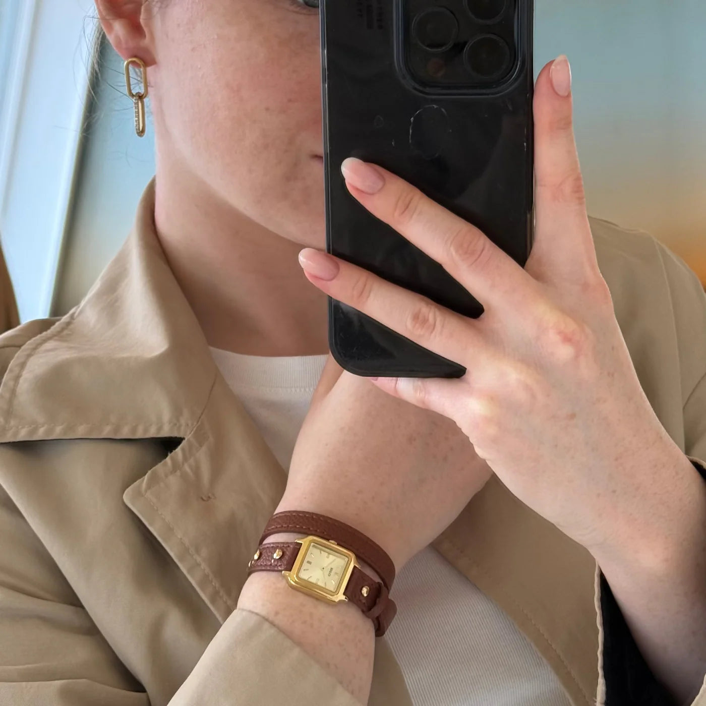 CLUSE Gracieuse Mini Double Leather Nutshell Band Studs Gold Women's Watch CW15507