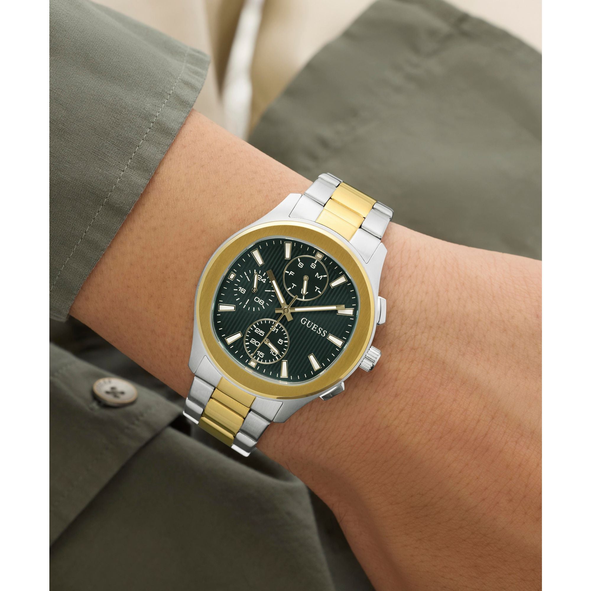 Guess GW1048G4 Watch - Box