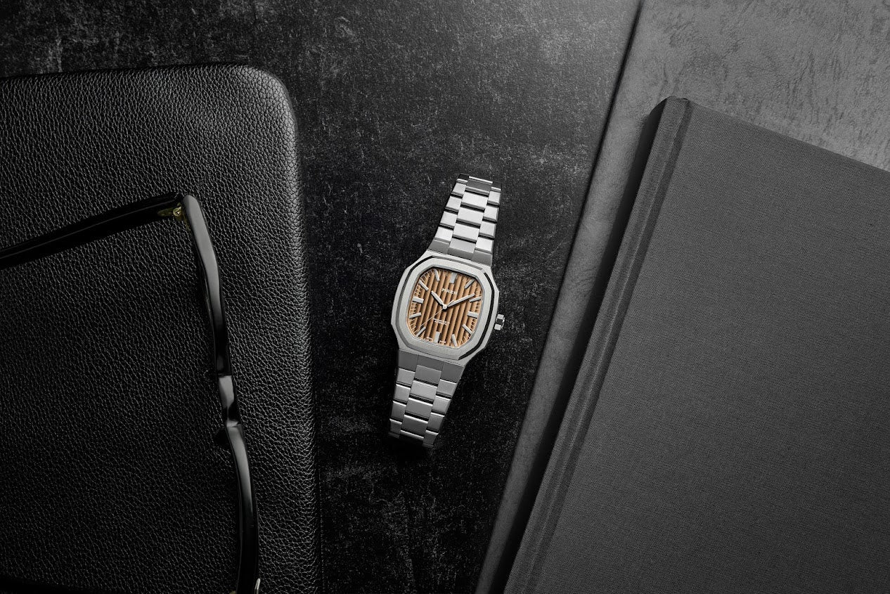 MAEN Manhattan 37 Salmon No Date Automatic Watch M2.1.4
