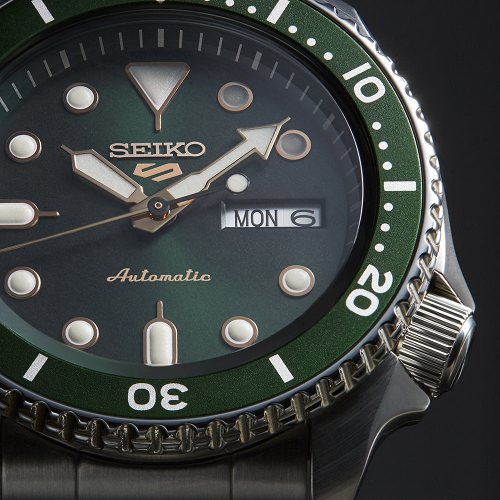 Seiko Sports Green Dial Automatic Watch SRPD63K