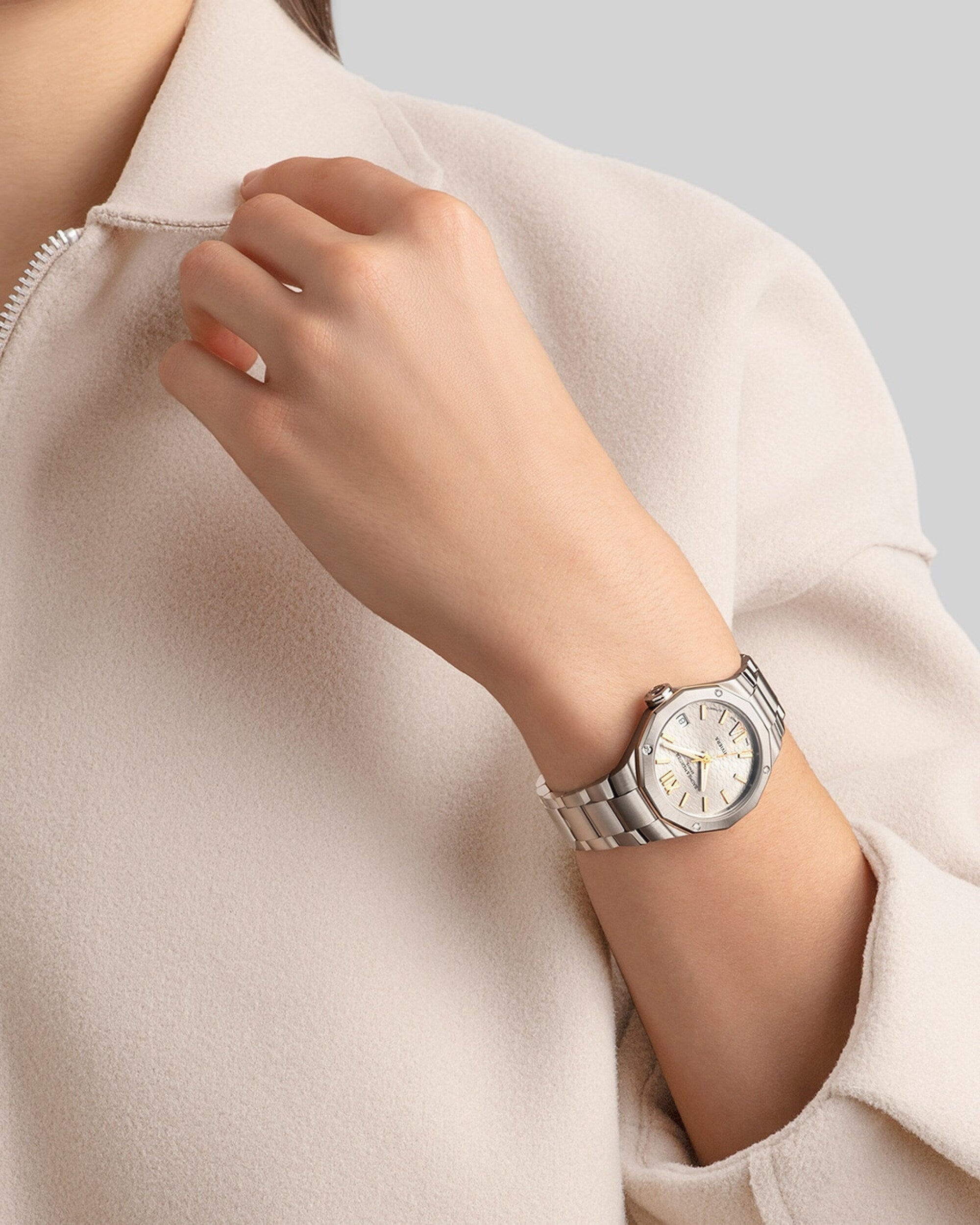 Baume & Mercier Riviera Automatic 33mm Women's M0A10730