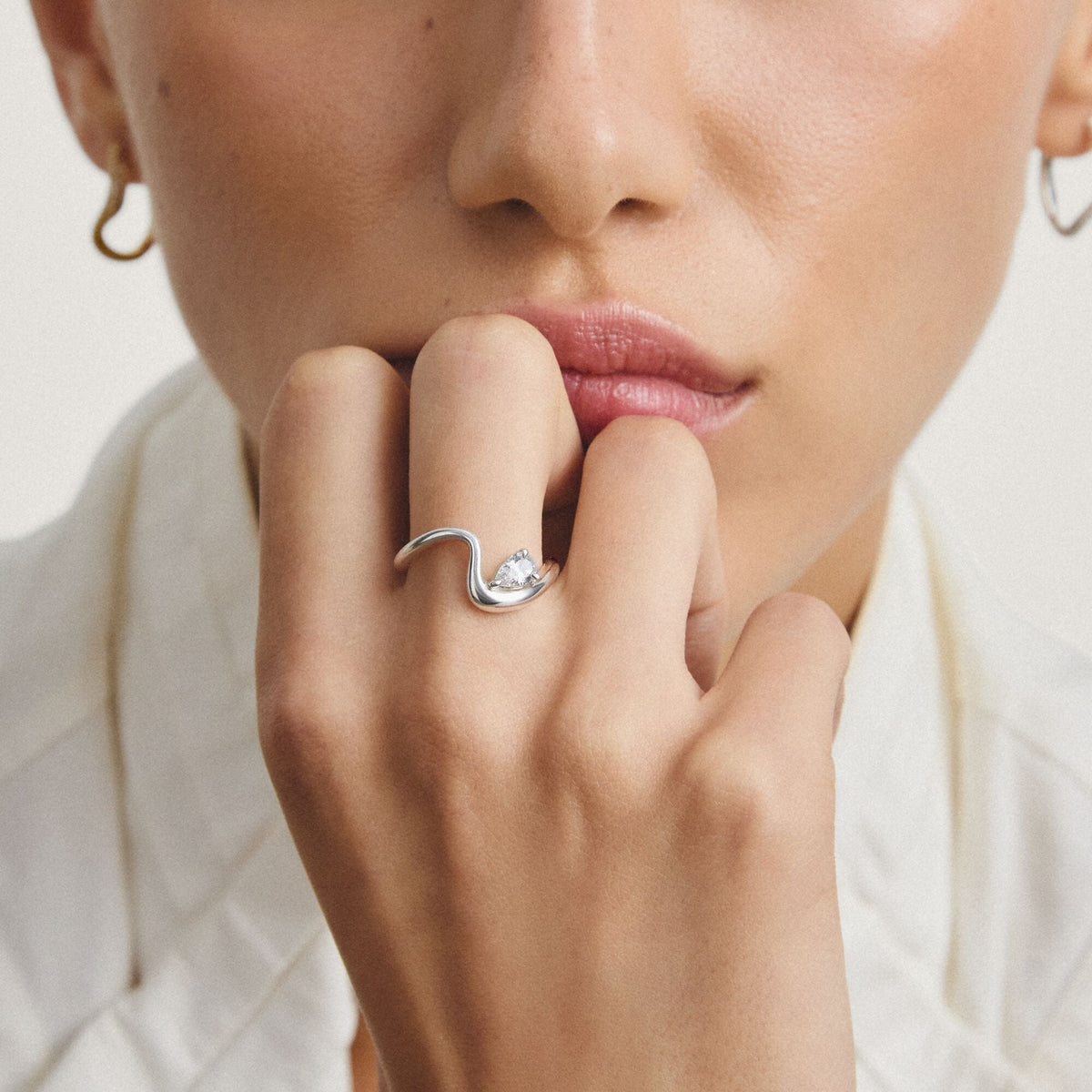 Thomas Sabo Ring with zirconia in teardrop shape TR2543-50