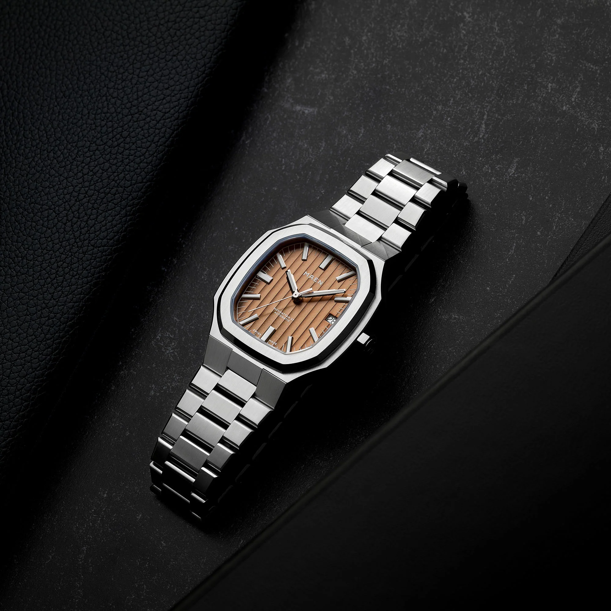 MAEN Manhattan 37 Salmon Dial Date Display Automatic Watch M2.1.3