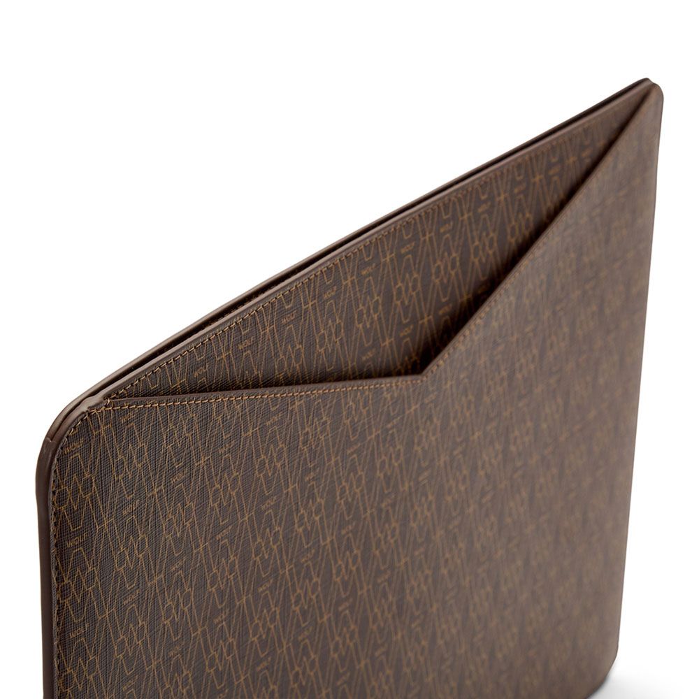 Wolf Signature 16" Laptop Sleeve