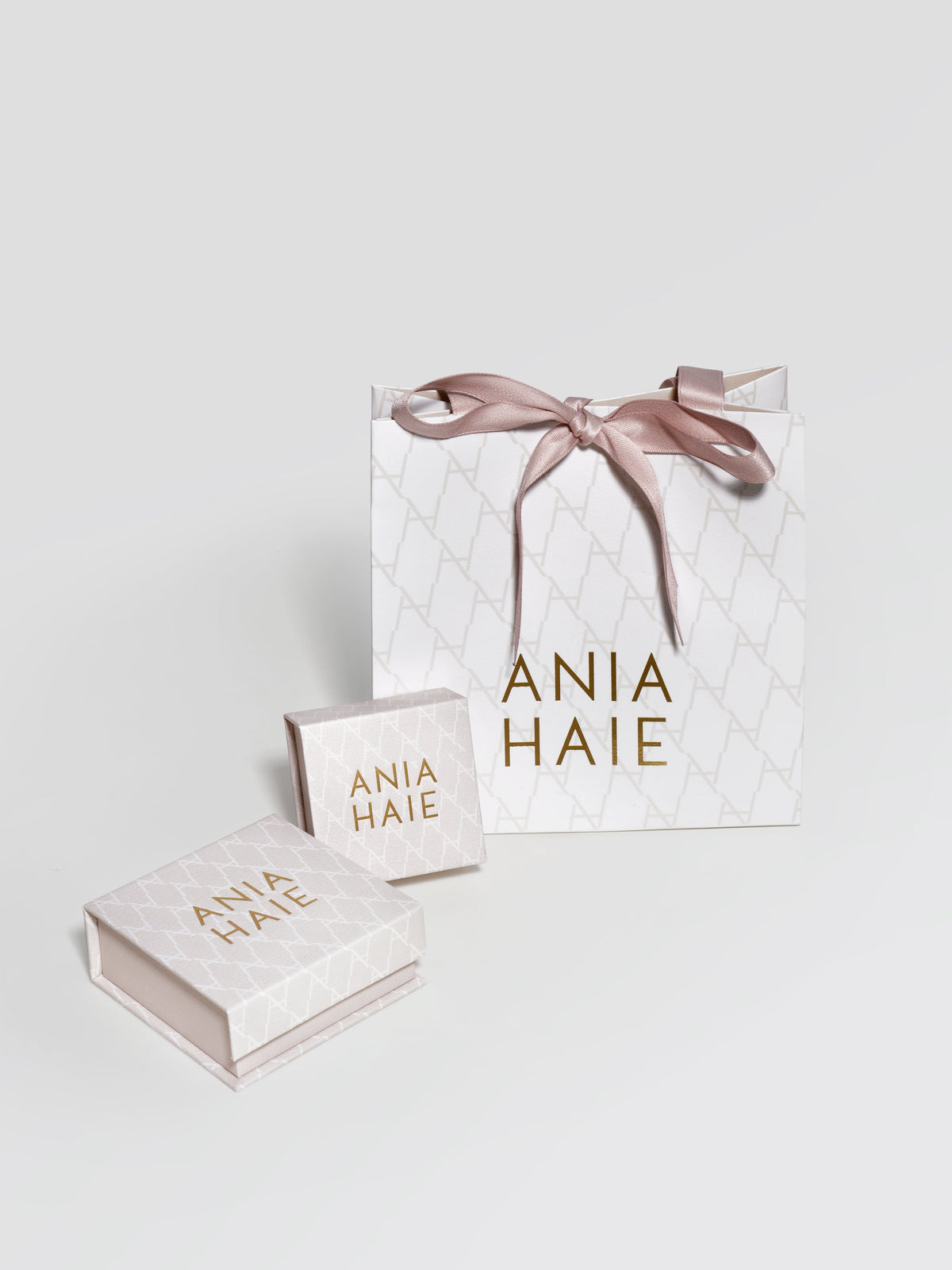 Ania Haie Gold Classic Bezel-Set Solitaire Necklace