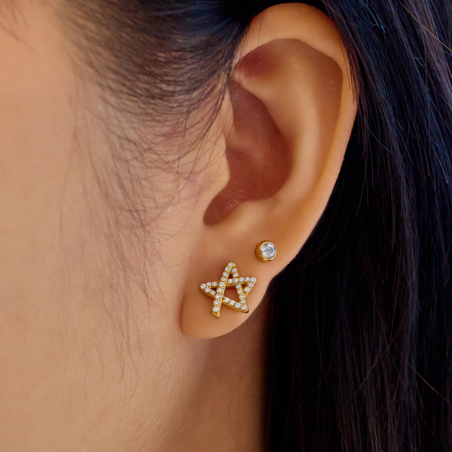 Ania Haie Gold Asymmetric Five-Point Star Stud Earrings