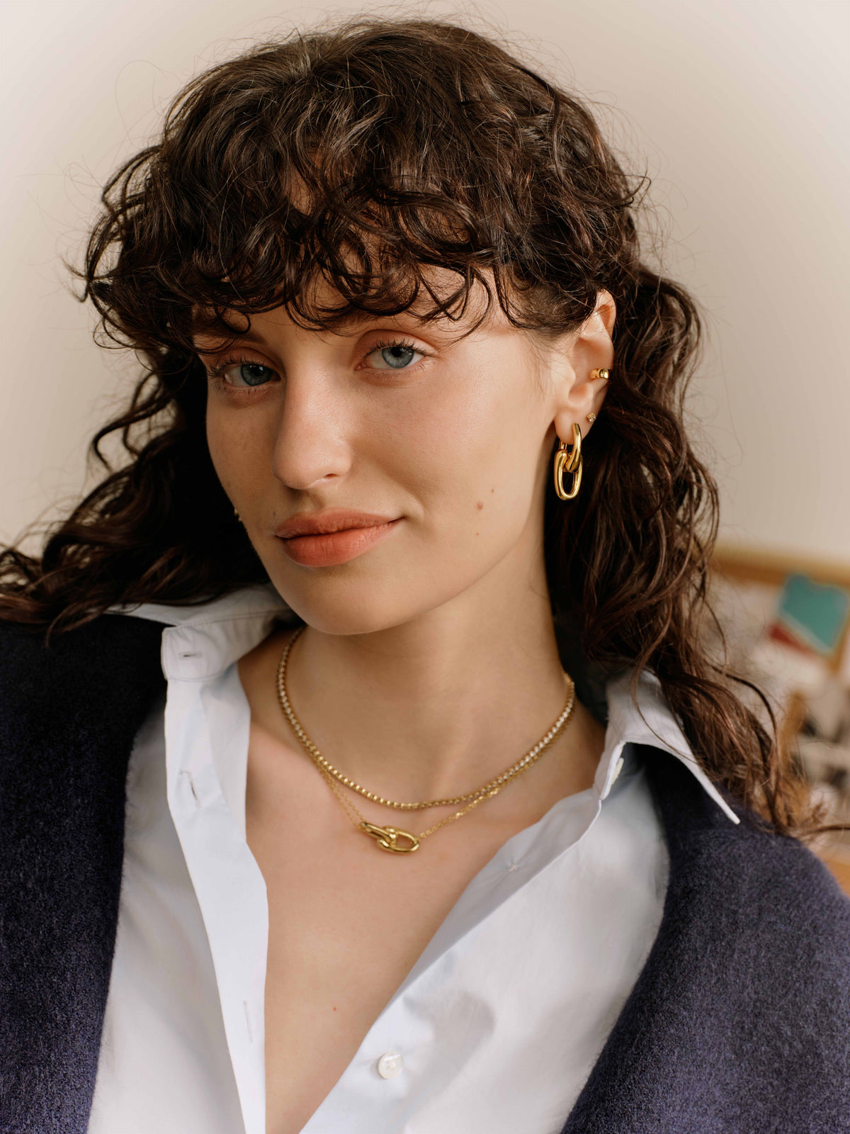 Ania Haie Gold Sculptural Interlocking Huggie Hoop Earrings E078-15G E078-15G view 3