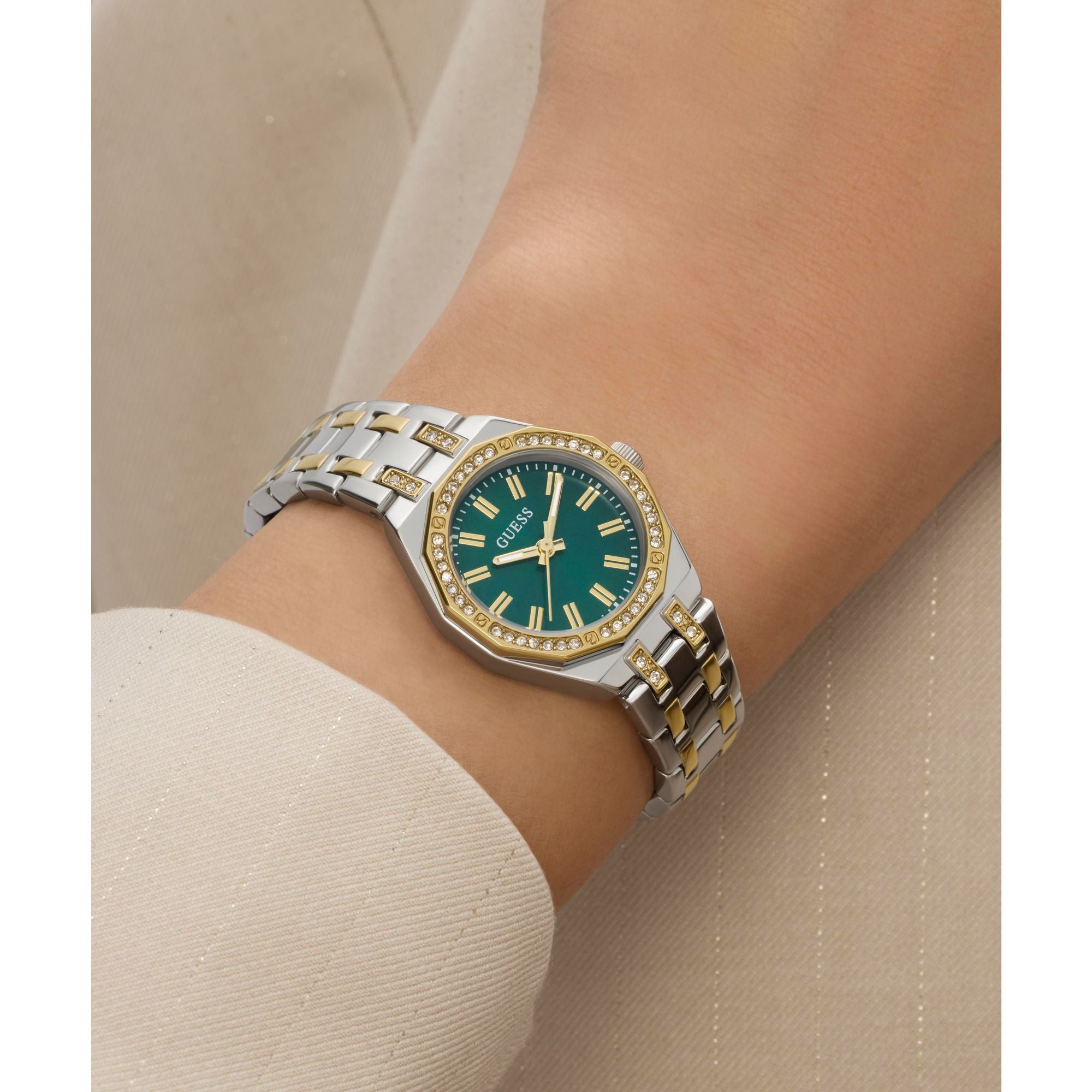 Guess GW0931L8 Watch - Box