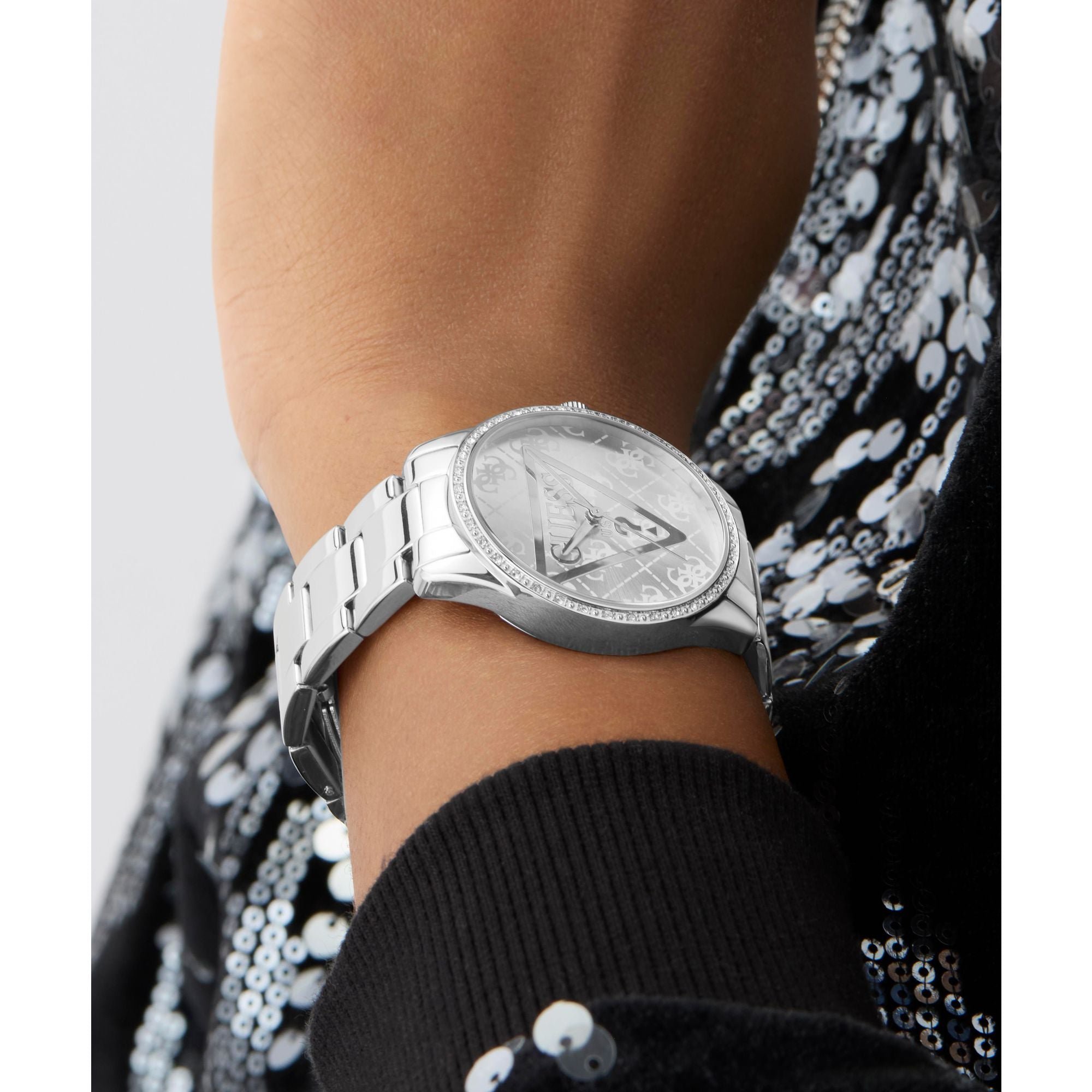 Guess GW0987L1 Watch - Clasp