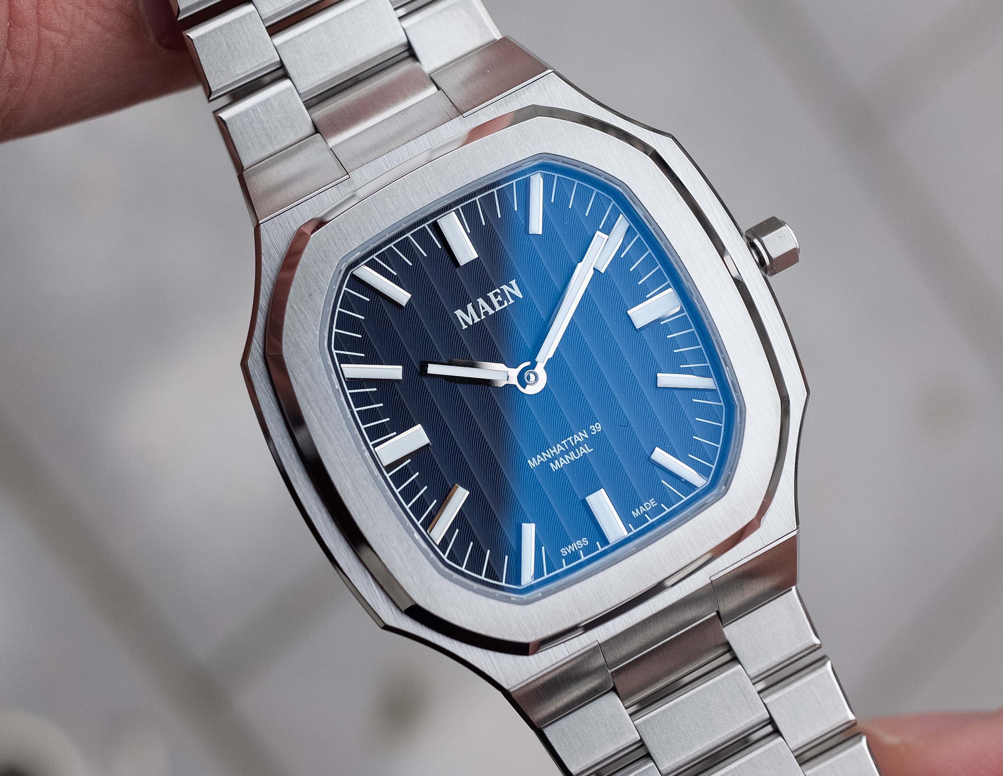 MAEN Manhattan 39 Ultra-Thin Blue Dial No Date Watch M4.1.2