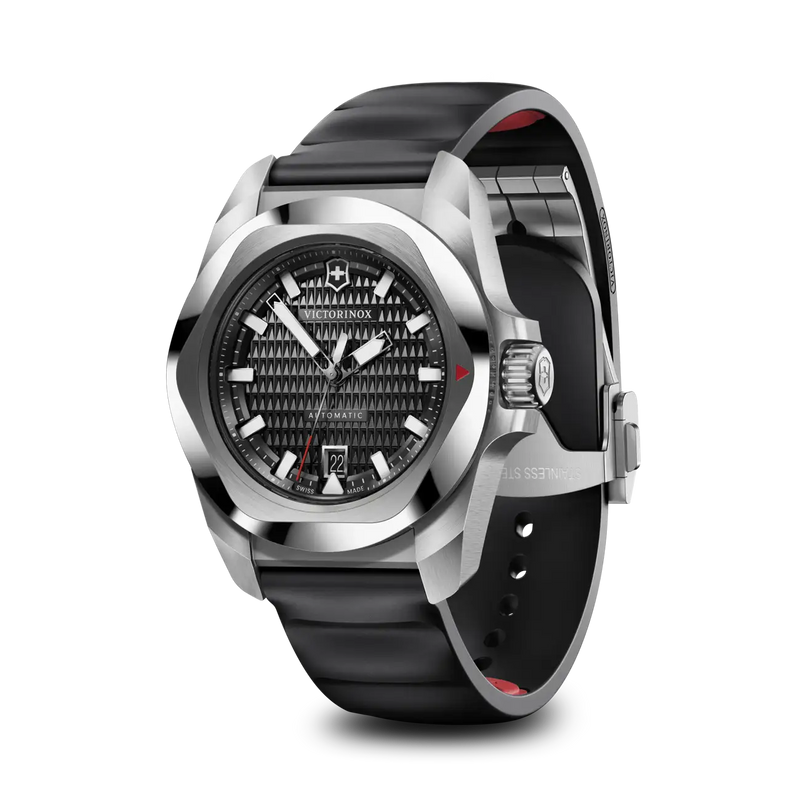 Victorinox Dive Pro 43 毫米黑色橡胶黑色表盘手表 241990