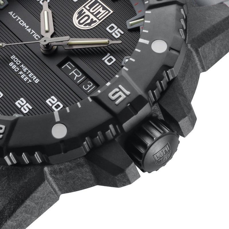 Luminox Master Carbon SEAL 自动 45 毫米军用潜水表 XS.3862