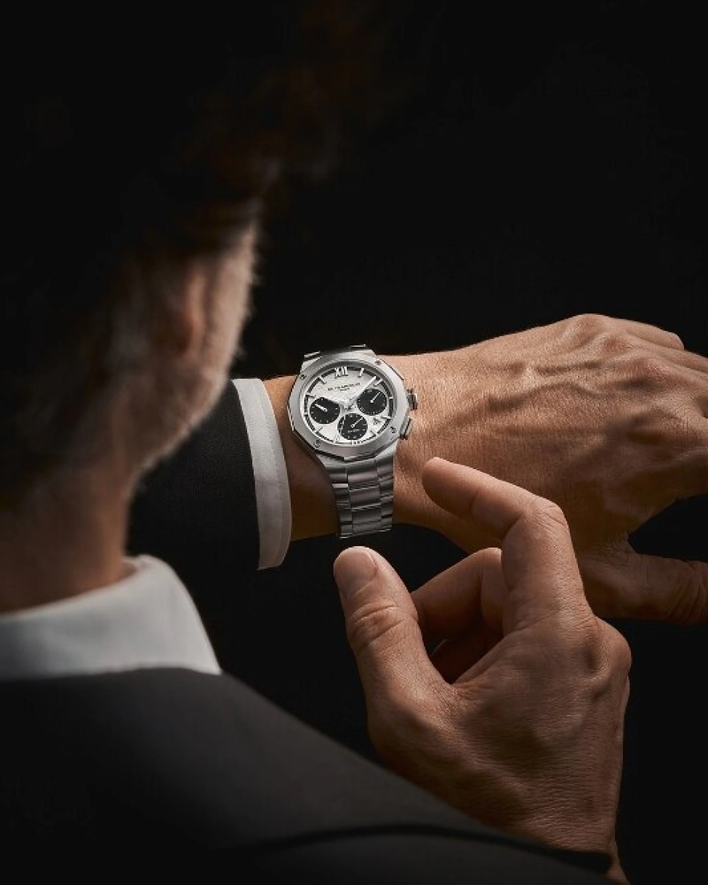 Baume & Mercier Stainless Steel "Panda" Chronograph Riviera 43mm M0A10827