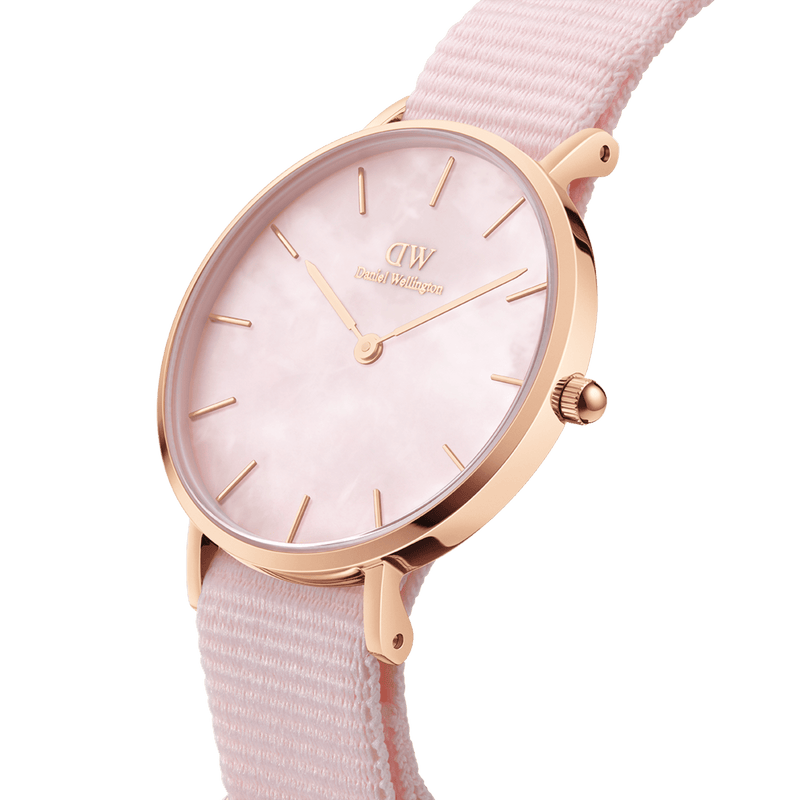 Daniel Wellington Petite 28 毫米珍珠贝母表盘腕表 DW00100512