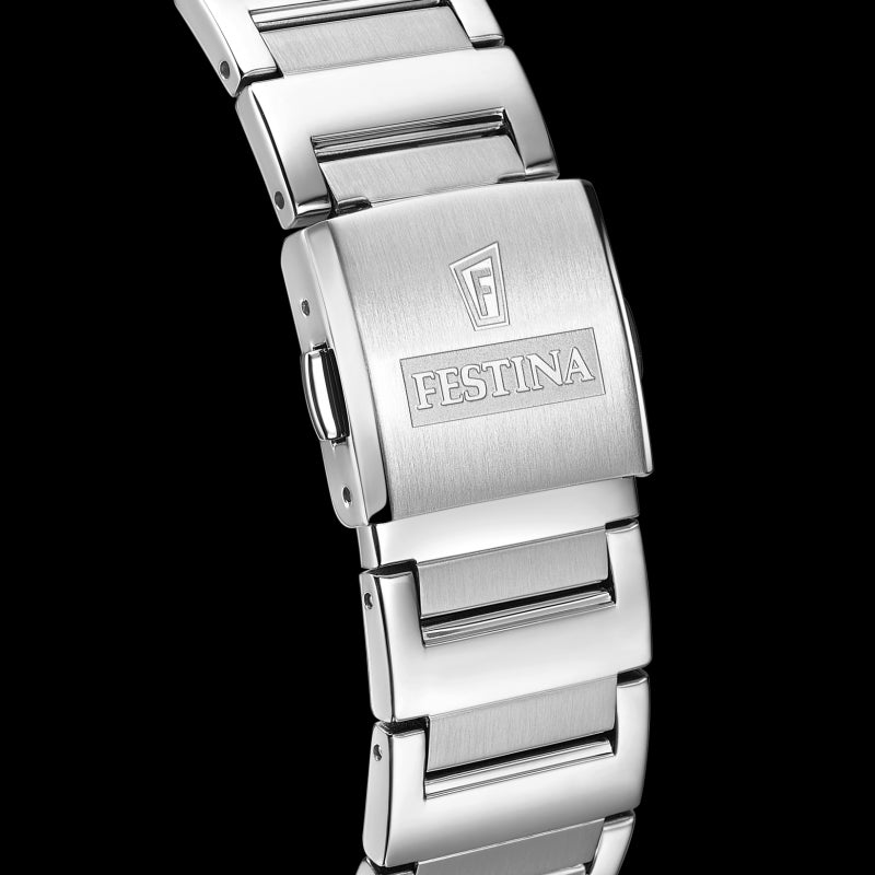Festina Men's Classic Silver Dial Stainless Steel Timepiece F20677/2