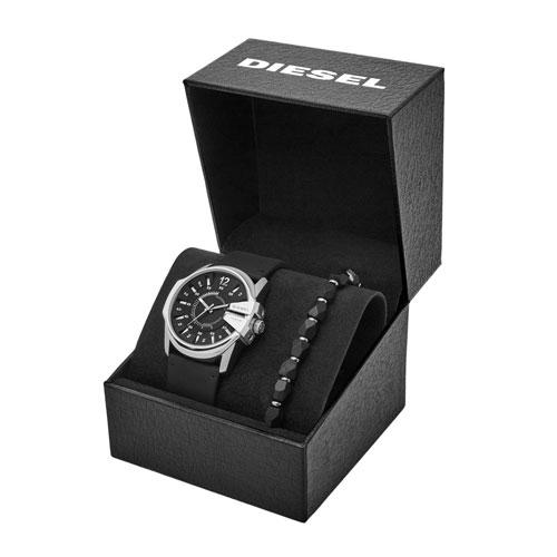 Diesel Master Chief Watch and Bracelet Gift Set