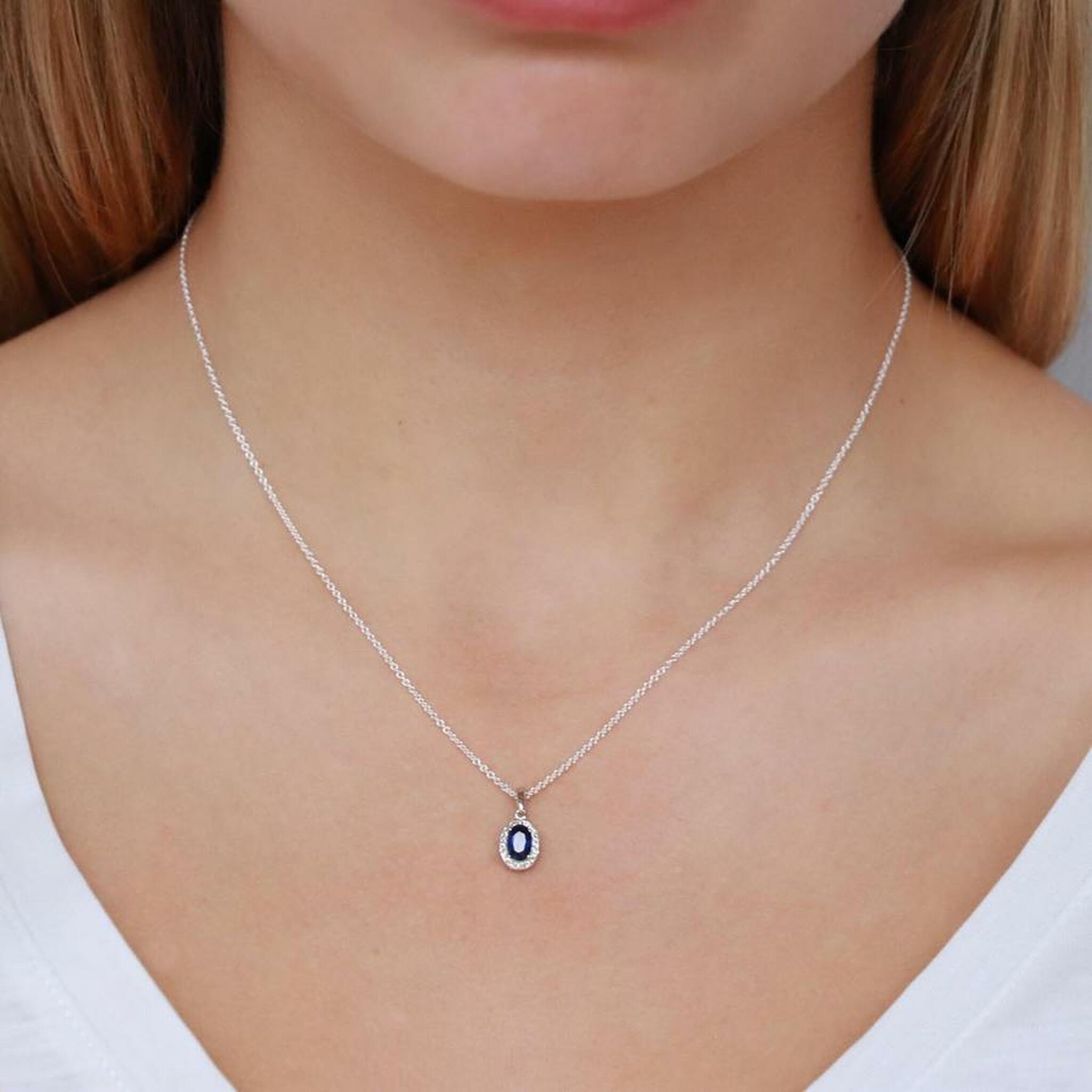 Sapphire Pendant With 0.07ct Diamonds In 9K White Gold