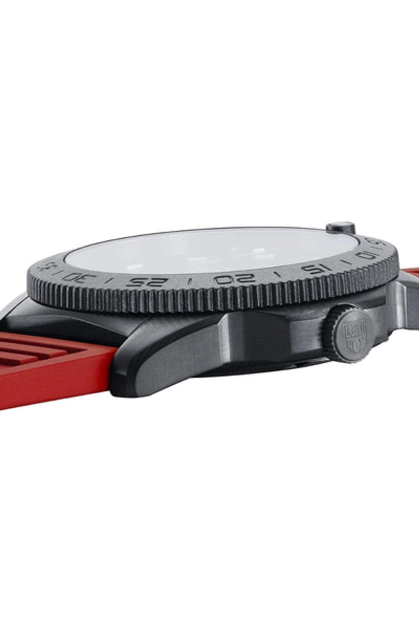 Luminox Pacific Diver 44 mm Diver Watch XS.3121.BO.RF