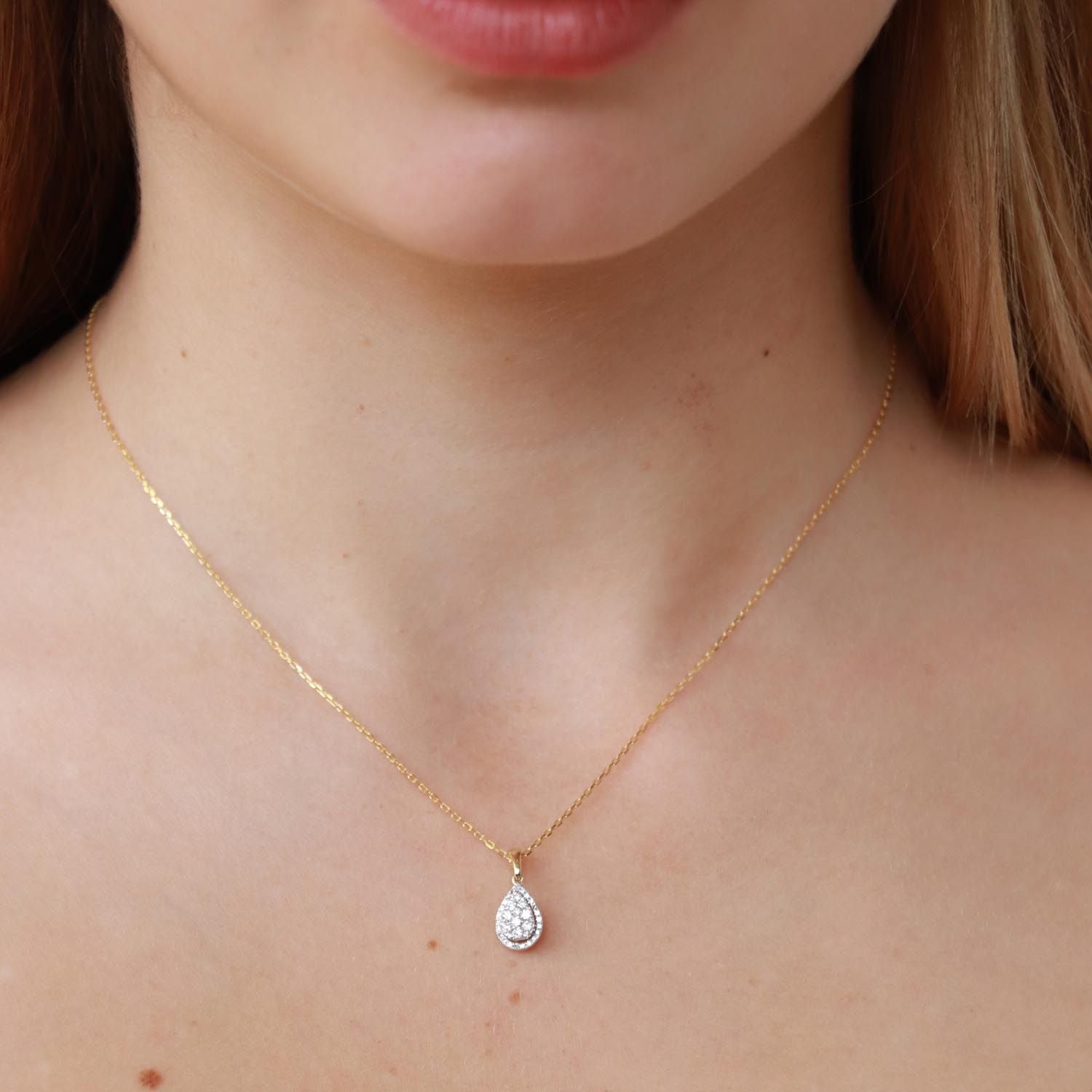 Pear Pendant With 0.25Ct Diamond In 9K Yellow Gold
