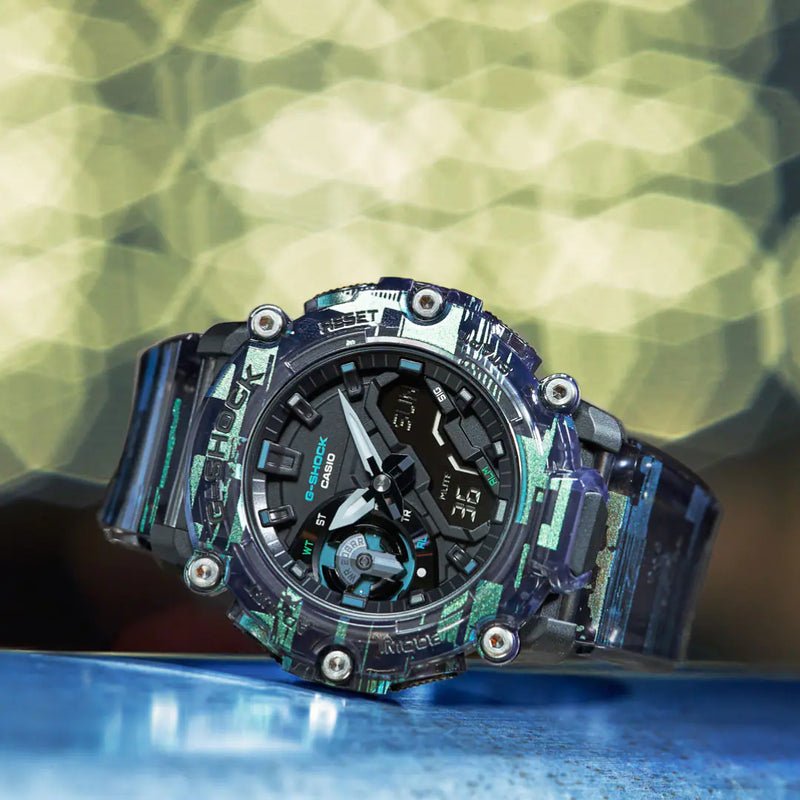 G-Shock 彩虹色数字透明树脂表带手表 GA2200NN-1A