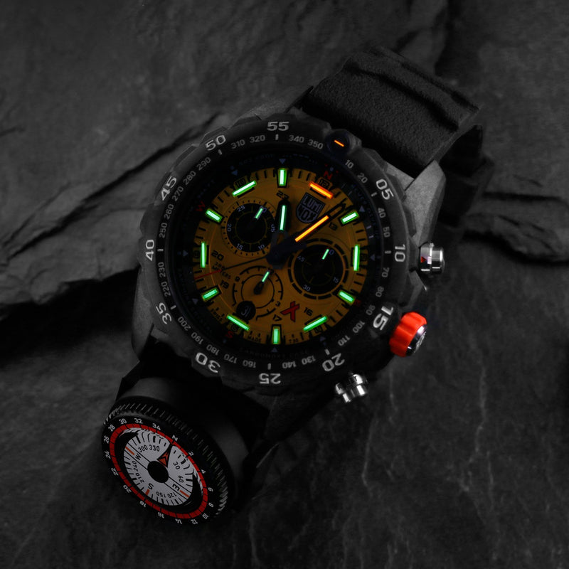 Luminox Bear Grylls 黄色表盘黑色表带手表 XB.3745