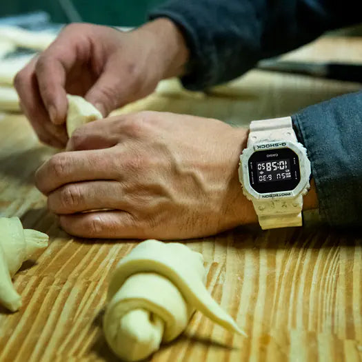 Baby-G 数字 5600 系列大理石树脂表带手表 DW5600WM-5D