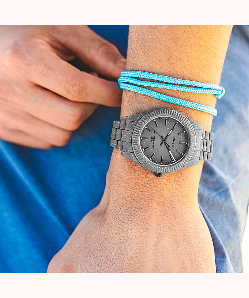 Timex waterbury 2025 bracelet watch