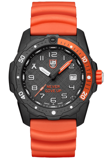 Luminox Bear Grylls Survival 橡胶表带男士手表 XB.3729.NGU