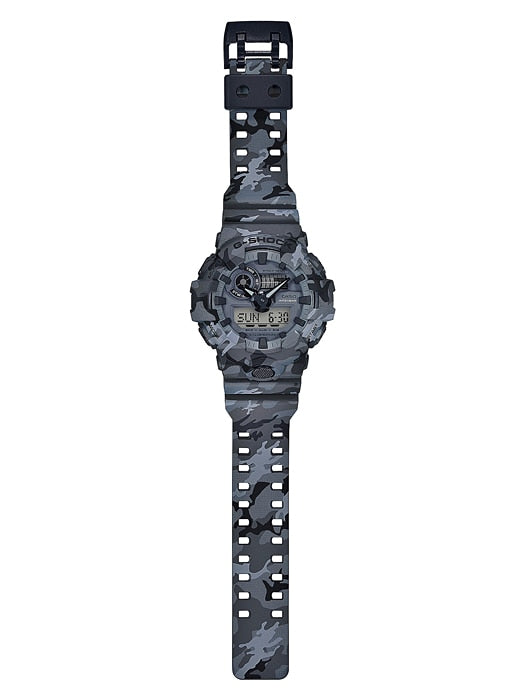 G-Shock Duo Camo 系列灰色手表 GA700CM-8A