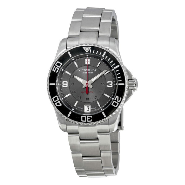 Victorinox maverick on sale